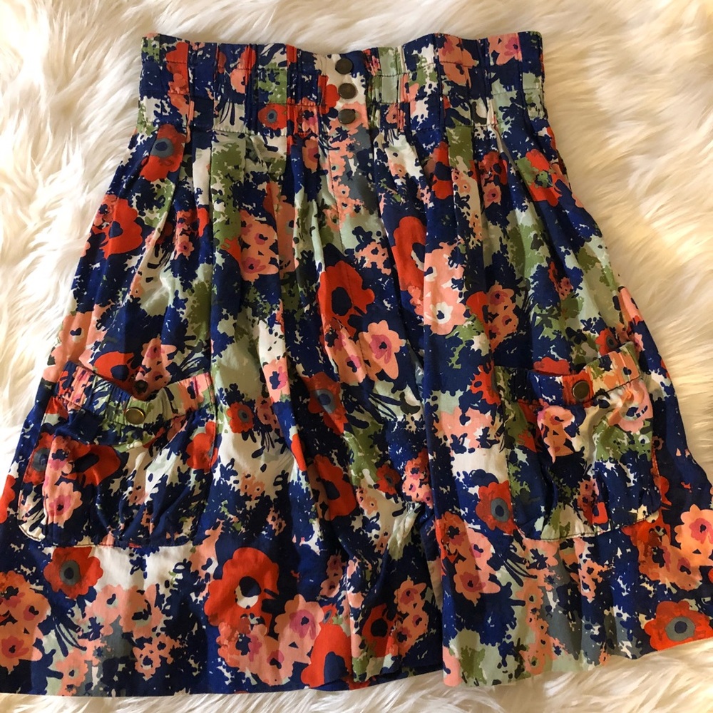 Boutique pleated multicolored floral skirt